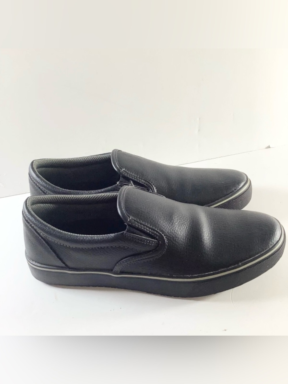 TredSafe Unisex Black Slip On Loafers Shoe Sizes Men 8  ( Women 9W )